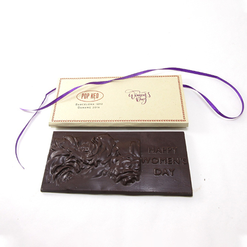 Long wooden box bonbon collection 7psc - Savall Chocolate